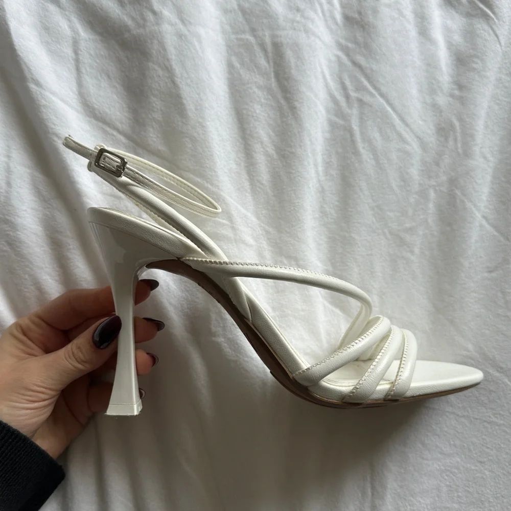 White Zara Sandals - Picture 4 of 6